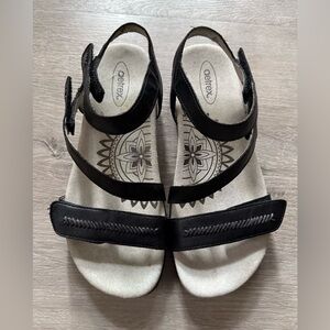 Aetrex Women's Black Strappy Comfort Sandals